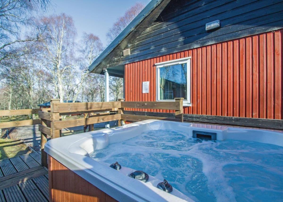 Kiltarlity Lodges Belladrum Exterior photo