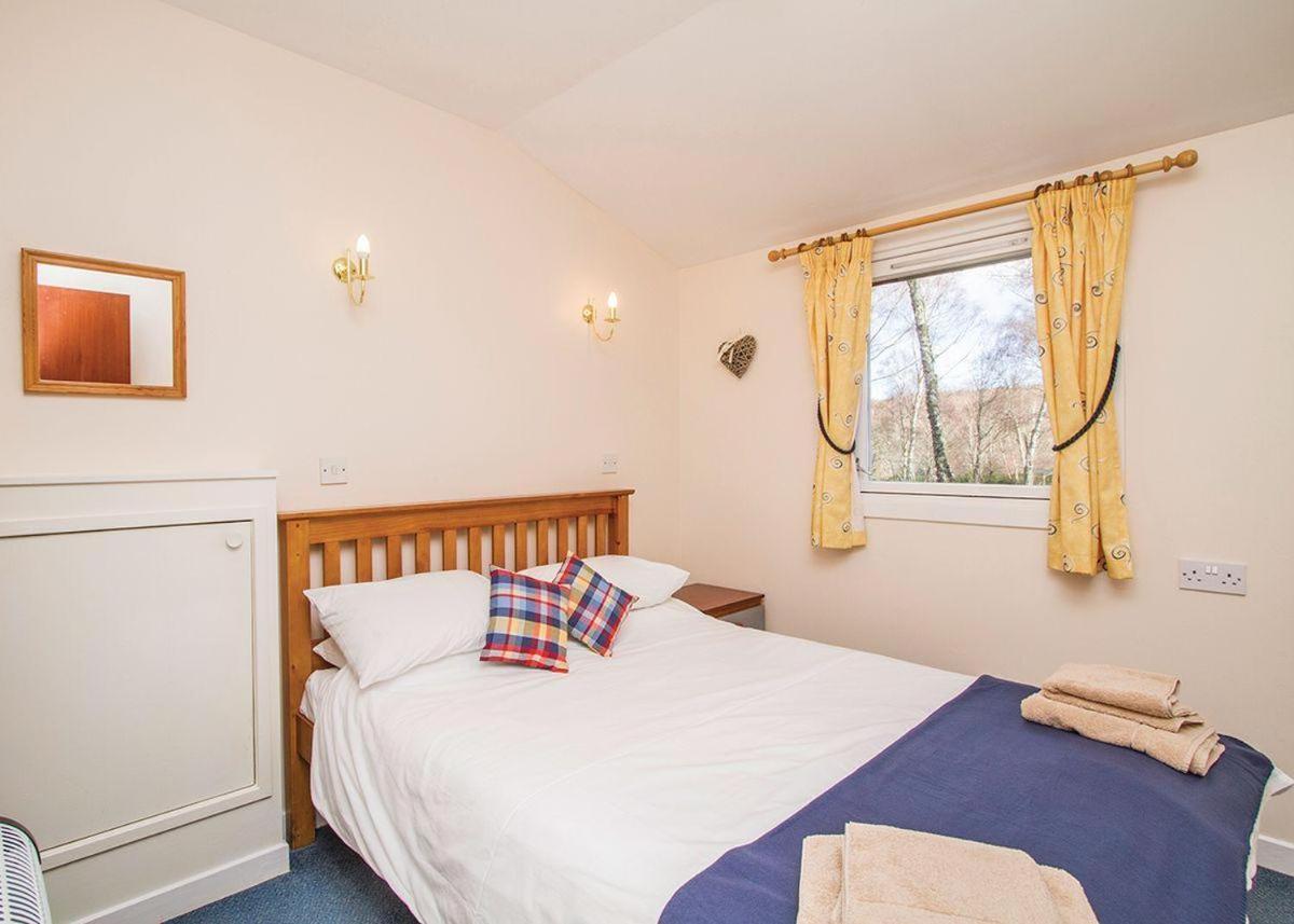 Kiltarlity Lodges Belladrum Room photo